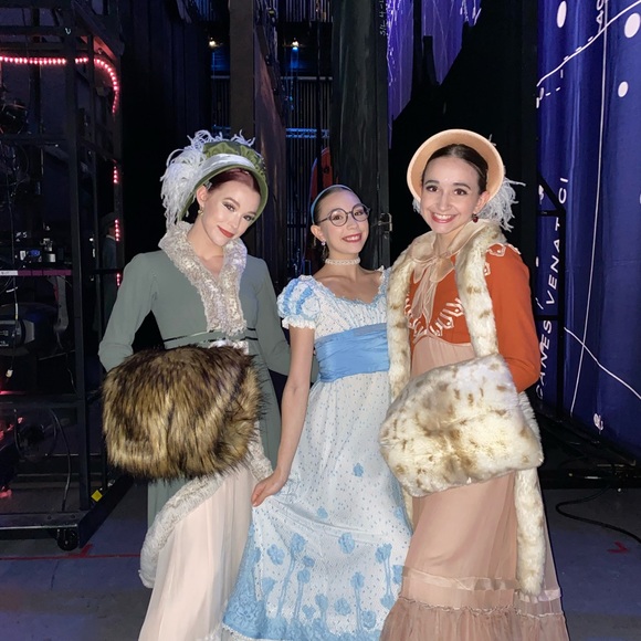 Meet your Posher, Maia - Picture 2 of 5